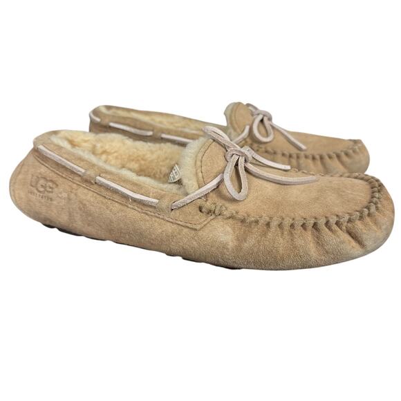 UGG Shoes - Ugg Dakota 5612 Suede Shearling Lined Leather Loafers Slippers Casual Shoes sz 8
